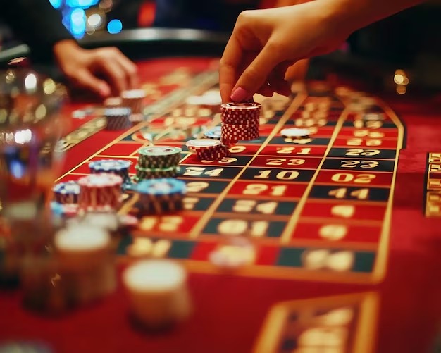 Blackjack table on remixtoto login app with player cards and dealer hand visible