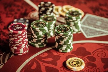 Live dealer fishing game interface on mobile phone screen